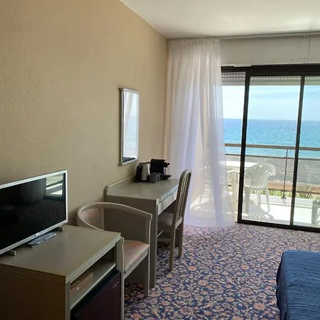 Residence Belle Vue - Chambre 44 Cavalaire-sur-Mer